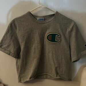 Champion Gray Cropped Rolled Hem T-shirt S Casual Athleisure Activewear Cozy